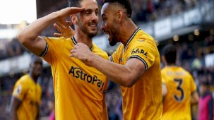 Tottenham, Wolverhampton karşısında son dakikalarda yıkıldı!