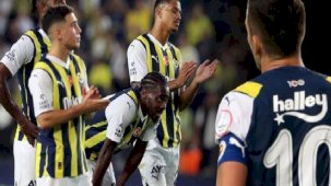 Trabzonspor'un zaferi sonrası çarpıcı Fenerbahçe benzetmesi! 'Öksüz çocuklar gibi kaldı'
