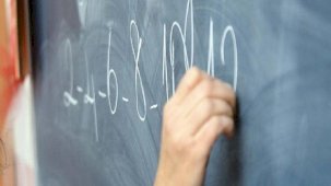 Ücretli öğretmenlerin ek ders ücretlerinde yüzde 25 artış yapıldı