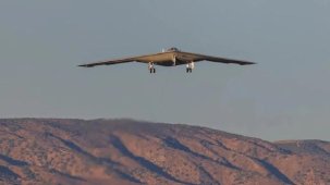 Yeni nükleer hayalet bombardıman uçağı B-21 Raider ilk kez havalandı