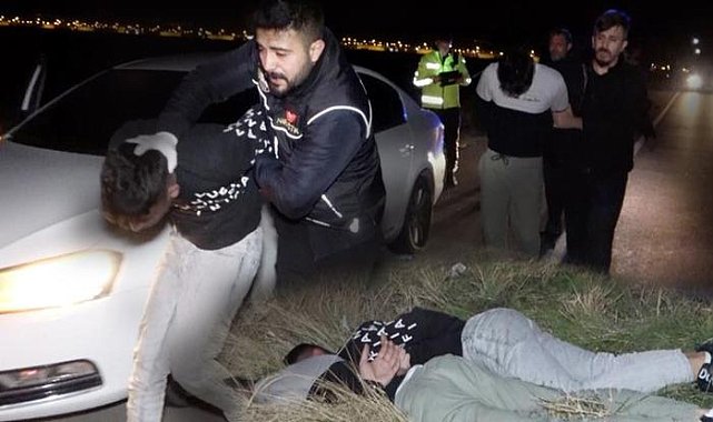 Aksaray'da gece yarısı hareketli dakikalar! Bir polis yaralandı, böyle yakalandılar