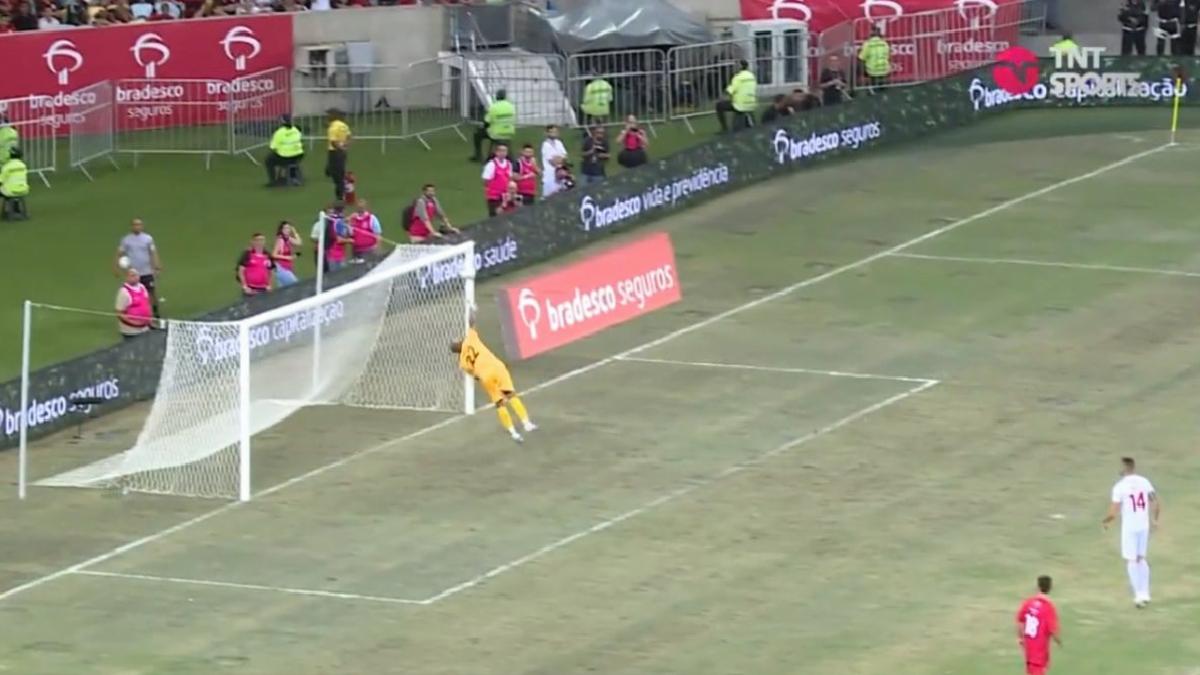 Alex de Souza'dan eski günleri aratmayan klas gol