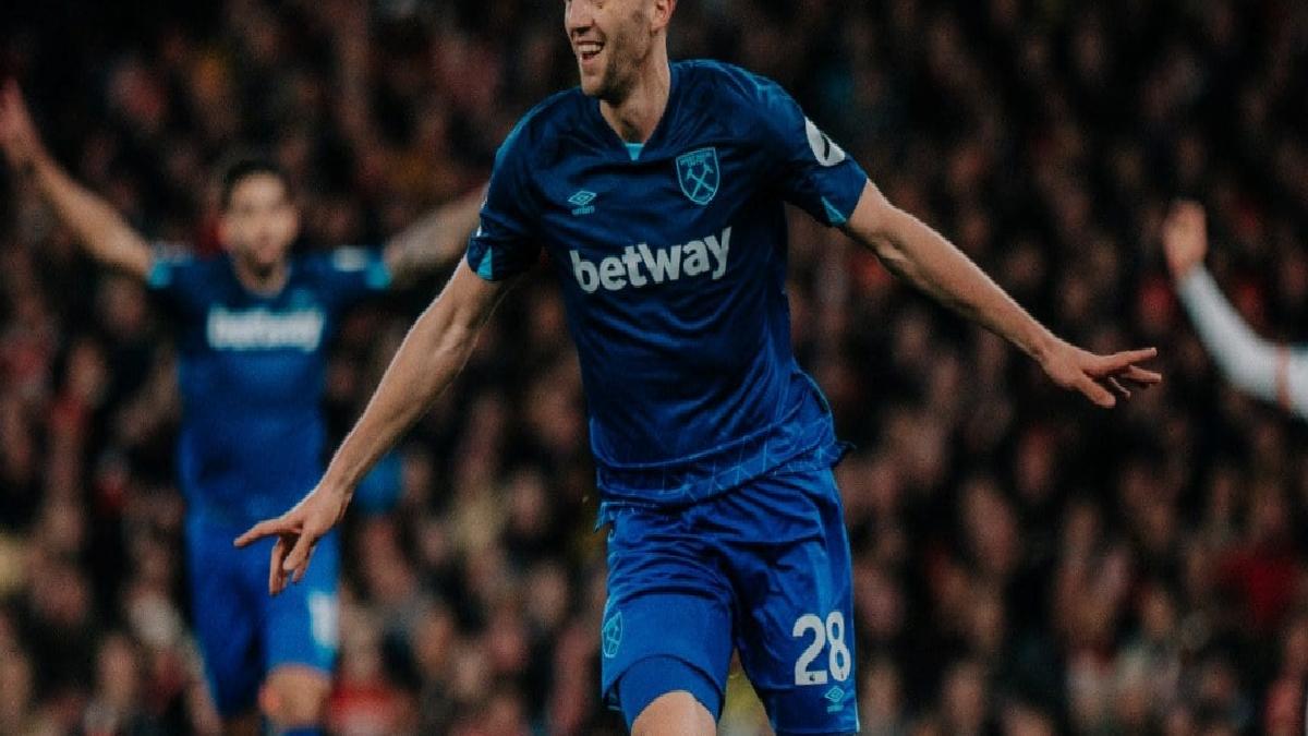 Arsenal'a zirve yarışında West Ham darbesi