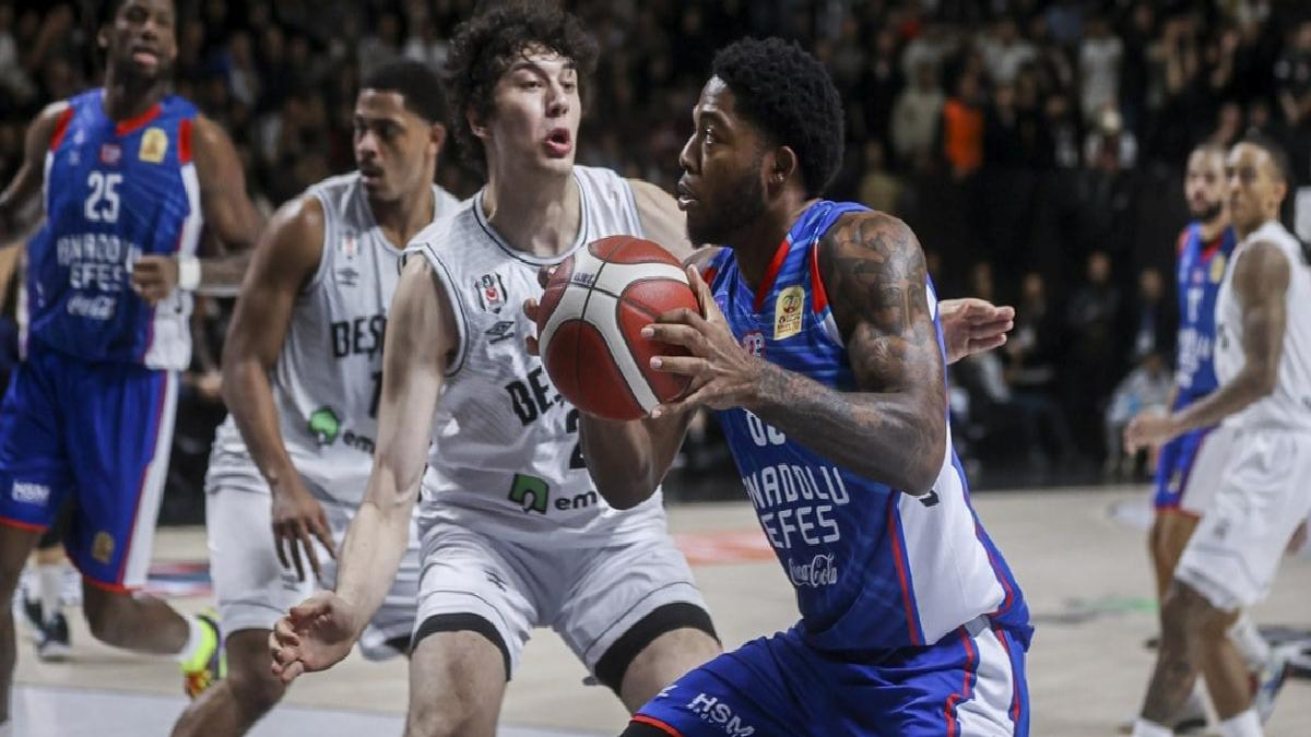 Beşiktaş, Anadolu Efes'i mağlup etti