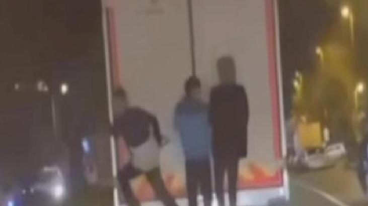 Çocukların trafikte tehlikeli oyunu! Korku dolu anlar