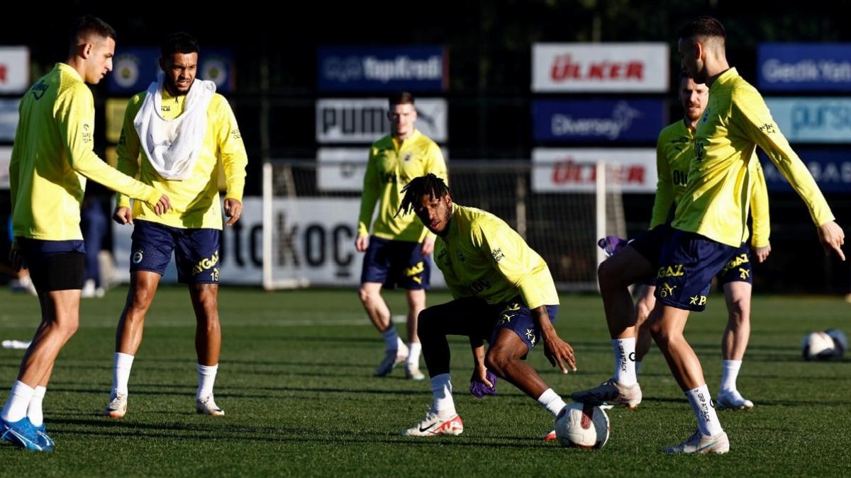 Fenerbahçe, Süper Kupa maçına hazırlanıyor