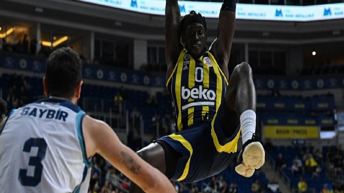 Fenerbahçe, Türk Telekom'u mağlup etti