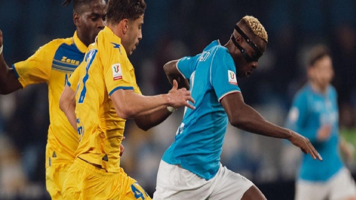 Frosinone'ye farklı yenilen Napoli kupadan elendi