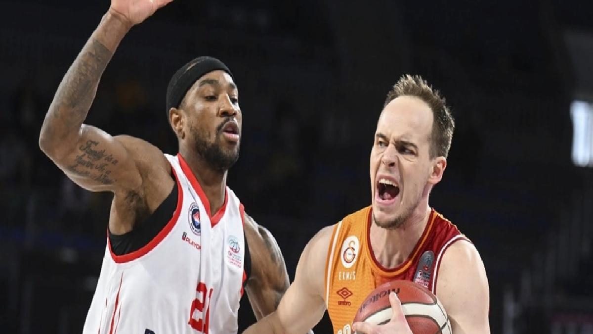 Galatasaray, Bahçeşehir Koleji'ne mağlup oldu