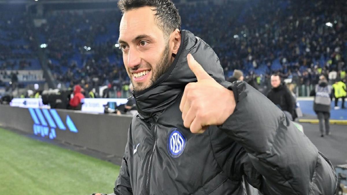 Hakan Çalhanoğlu, Jorge Jesus'un ekibi Al Hilal'in astronomik teklifini reddetti