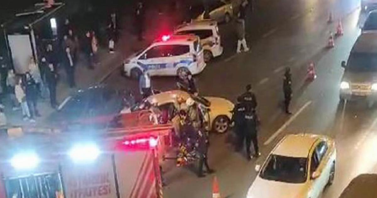 Kadıköy'de zircirleme kaza! İETT otobüsü de karıştı