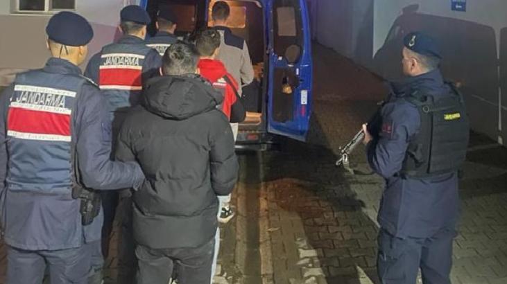 Kredi kartlarından tespit edildi! Girdikleri evden fındık bile çalmışlar