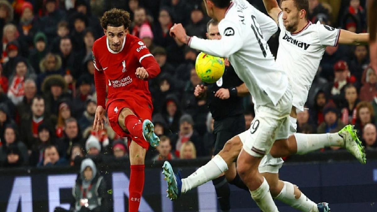Liverpool turladı: West Ham United karşısında farklı galibiyet