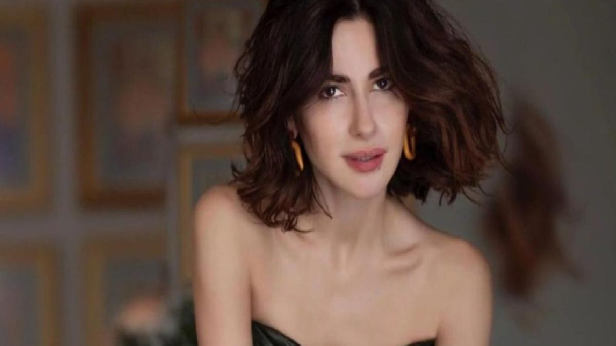 Nesrin Cavadzade transparan tarzıyla büyüledi! Paylaşmaya doyamadı