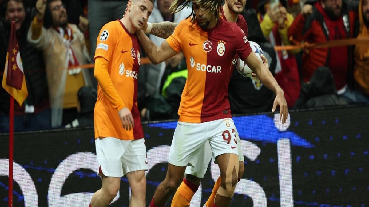 Okan Buruk'tan 2 futbolcunun transferine veto