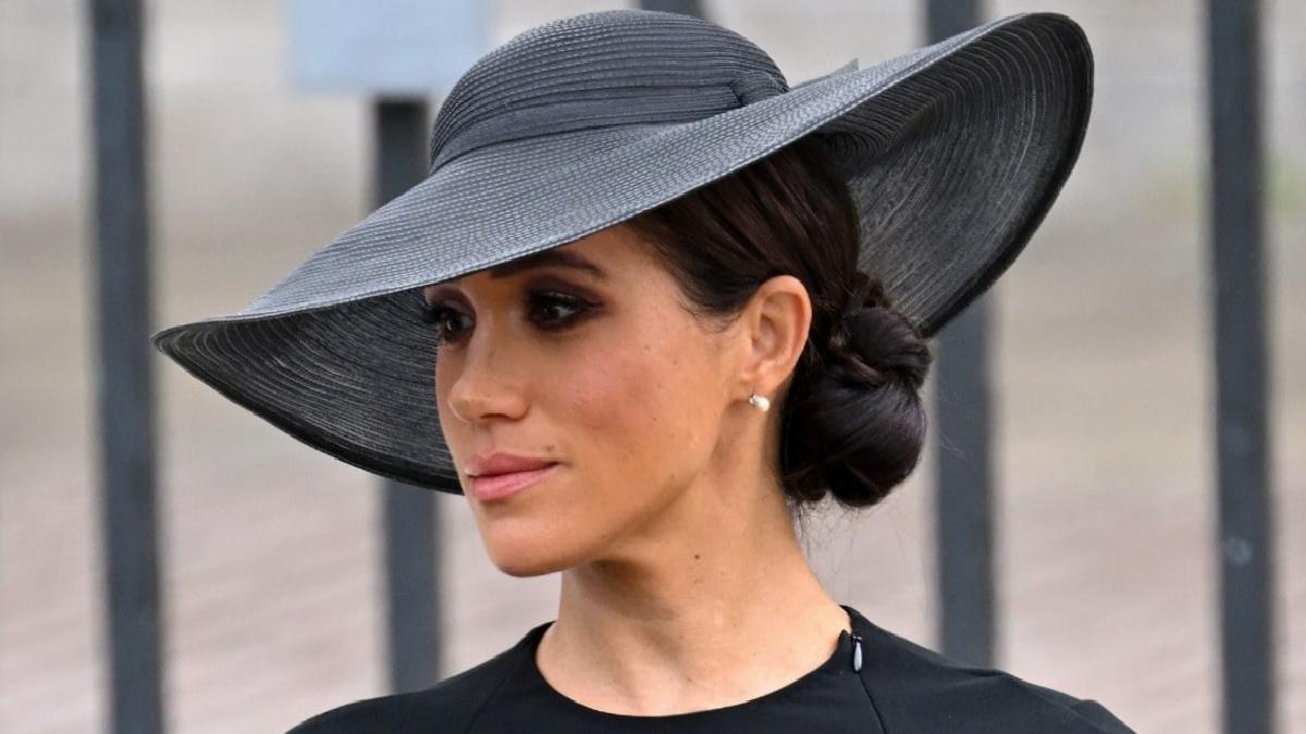Prenseslik hayal oldu! Meghan Markle figüranlık yaptı... Şoke eden anlar