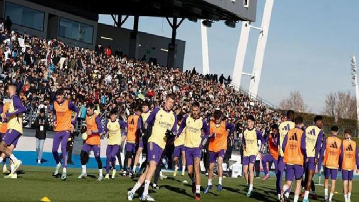 Real Madrid'de taraftara açık idman! Arda Güler gelişmesi