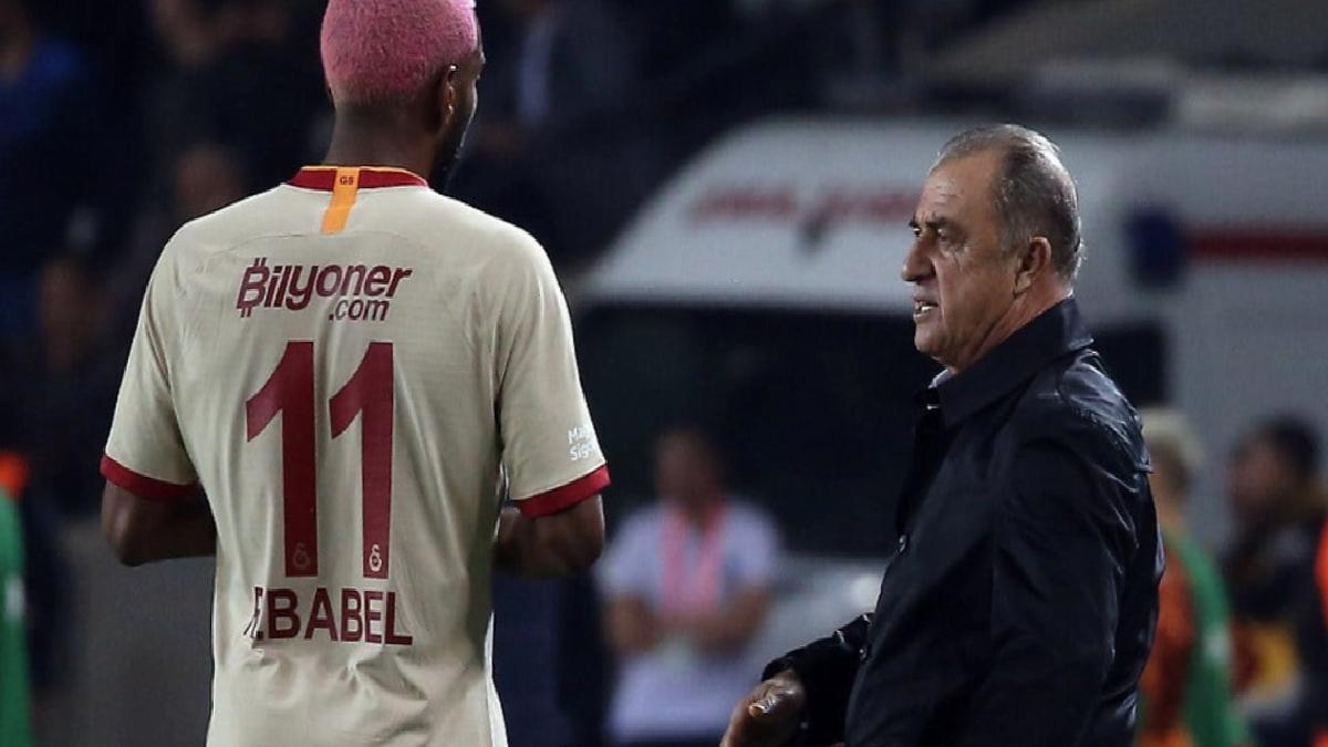 Ryan Babel: Türkiye'de çalıştığım en iyi teknik direktör Fatih Terim