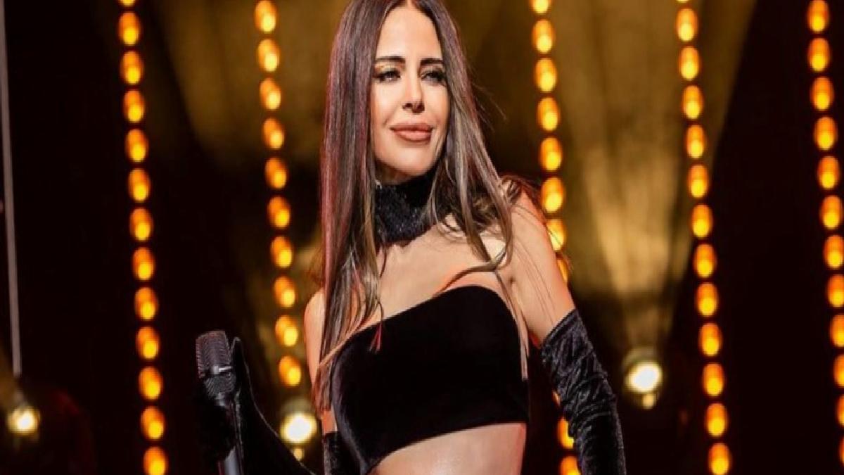 Sahnede rahatsızlanan şarkıcı Simge Sağın iyileşti:
