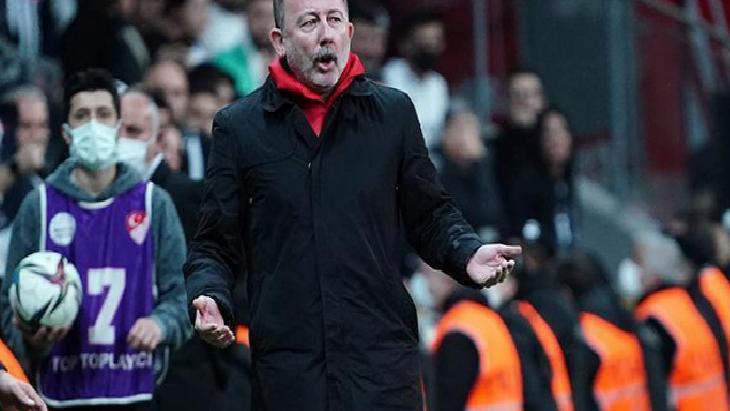 Sergen Yalçın'dan Beşiktaş patlaması: Böyle bir durumu kabul etmem! Talebi belli oldu