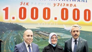 1 milyonuncu yolcu törenle karşılandı