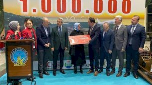 Ailesine sürpriz yapmak için geldi sürprizle karşılaştı! 1 milyonuncu yolcu oldu