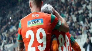 Alanyaspor, Beşiktaş deplasmanında 3 golle kazandı!