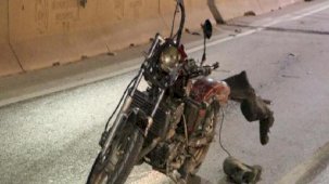 Alkollü araç kullandı motosikleti görmediğini söyledi! 2 genç toprağa verildi