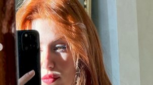 Artık kızıl olan Hande Erçel'den yeni kareler