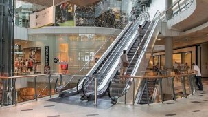 AVM'deki mağazalar fahiş kira artışından yana dertli