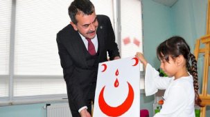 Bakan Tekin özel eğitim anaokulu açılışına katıldı