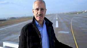 Bakan Uraloğlu: Yeni pisti Cumhurbaşkanımız Erdoğan’ın teşrifleriyle pazartesi günü açıyoruz