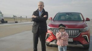 Bakan Uraloğlu, Zayn Sofuoğlu ile yarıştı! Havalimanı pistinde TOGG testi