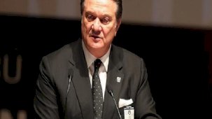 Beşiktaş Başkanı Hasan Arat: İşimiz kolay değil, çok çalışacağız!
