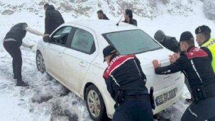Beyaz kabus! Kara kış hayatı felç etti
