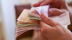 Çalışan emekliler dikkat! İkramiyelerin yatacağı tarih belli oldu