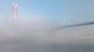 Çanakkale Boğazı'nda sis: Deniz ulaşımı durdu