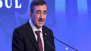 Cumhurbaşkanı Yardımcısı Cevdet Yılmaz'dan yeni yıl mesaı