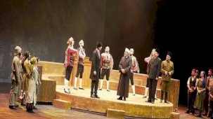 'Cumhuriyete Doğru' oyunu İstanbul’da sergilendi