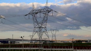 Deprem bölgesindeki dağıtım lisans sahibi şirketlerin avans ödemeleri ertelendi