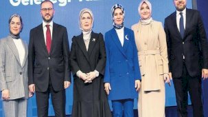 ‘Dijital dönüşüm kadın eliyle güvenli olacak’