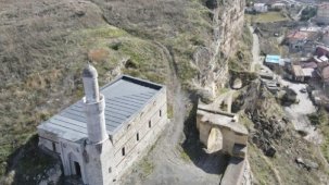 Erzincan'daki 800 yıllık cami ibadete açılıyor