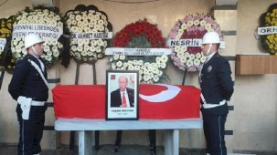 Eski Bakan Yaşar Okuyan memleketinde son yolculuğuna uğurlandı