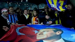 Galatasaray ve Fenerbahçe'ye İstanbul'da unutulmaz karşılama!