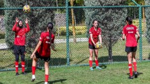 'Geleceğin Yıldız Kızları' projesinde başvuru süreci uzatıldı