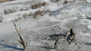 Hava sıcaklığı eksi 17 dereceye düştü! Kars’ta baraj gölü dondu
