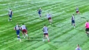 İskoçya'da oyuna sonradan giren kaleciden müthiş gol!