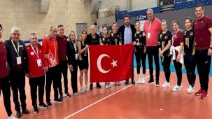 İsrail'i finalde yenen Kadın Golbol Milli Takımı, ödülü Filistin'e armağan etti