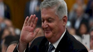 İyi Parti'de CHP ile iş birliği krizi! Ahmet Zeki Üçok görevden alındı