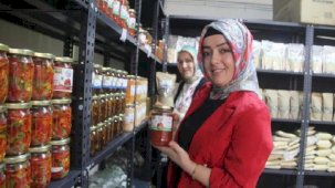 Kadınlar, 160 çeşit ürün üretip ekonomiye katkı sağlıyor